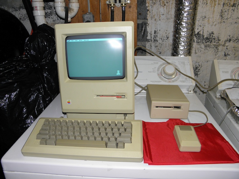 mac128k_2.jpg