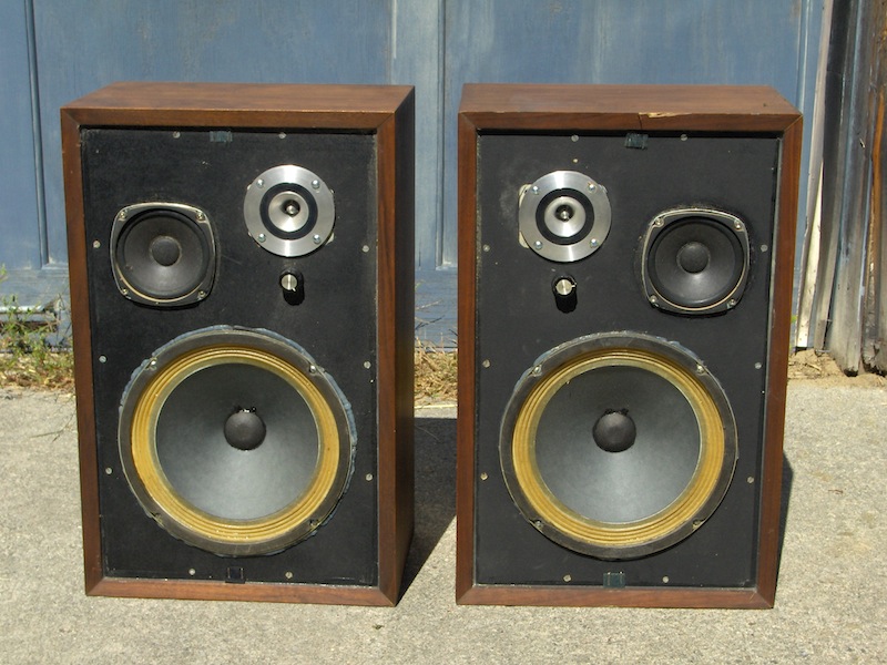 mysteryspeakers3.jpg