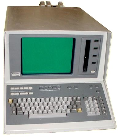 Tektronix 4052